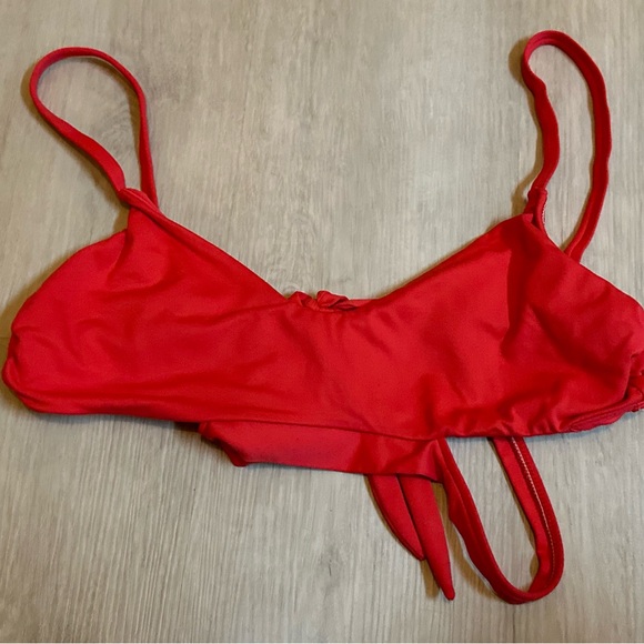 POLO Ralph Lauren Bikini Top - Red, Size Medium, Trendy, Great Condition! - Picture 4 of 10